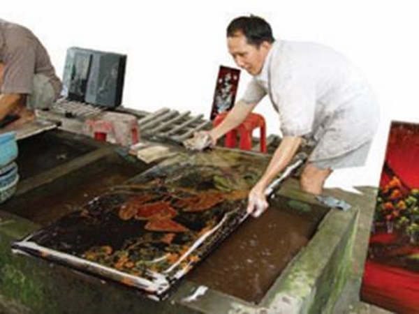Nghề cổ Đất Việt – Kỳ 10: Tranh sơn mài – dấu ấn hội họa truyền thống
