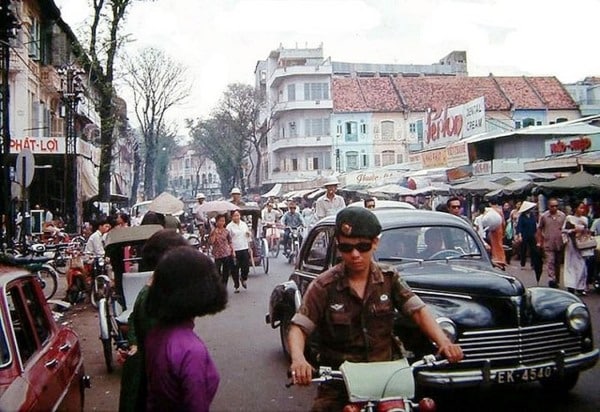 Sài Gòn xưa: Hiệp sĩ cầu Ba Cẳng
